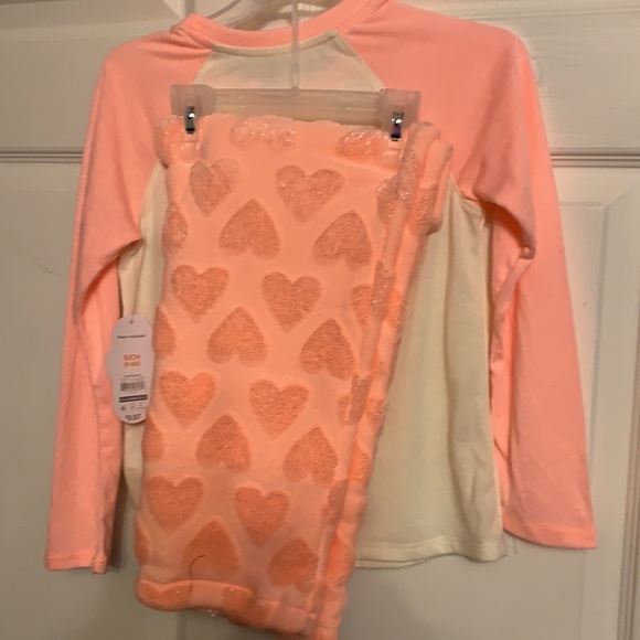 NWT pajama set with fuzzy bottomed size 6-6X and M (7/8) - Picture 2 of 3